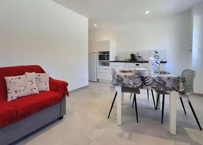 Casa de Férias Canoe - 2 Pieces Santa-Maria-Poggio (Corsica)