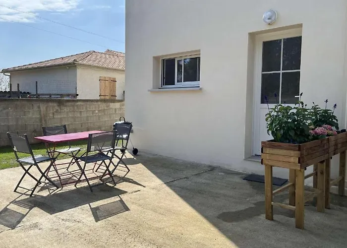 Canoe - 2 Pieces Santa-Maria-Poggio (Corsica)